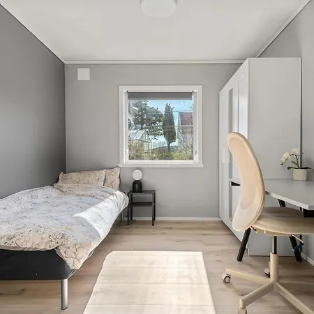 Large House 10 Minutes From The Center * Kristiansand