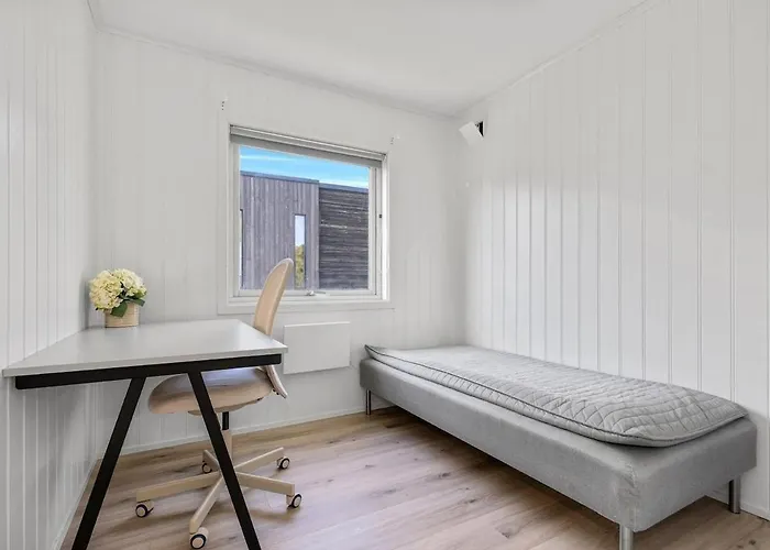 Large House 10 Minutes From The Center Semesterbostad Kristiansand